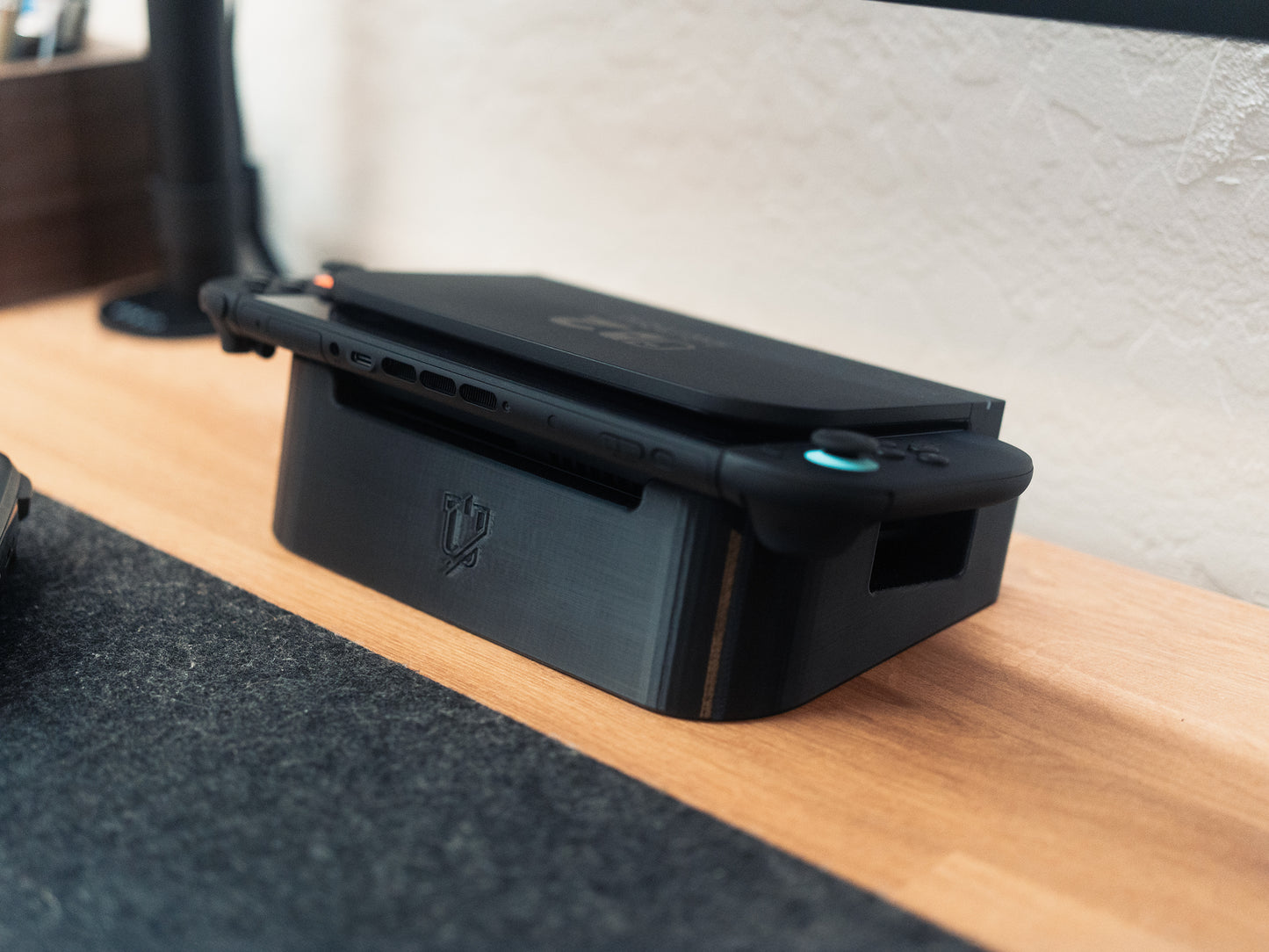 DoubleStack Switch 2 Horizontal Doc Stand